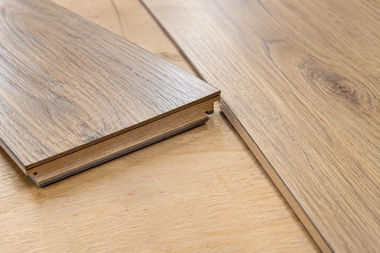 Laminated wood flooring — Bedford