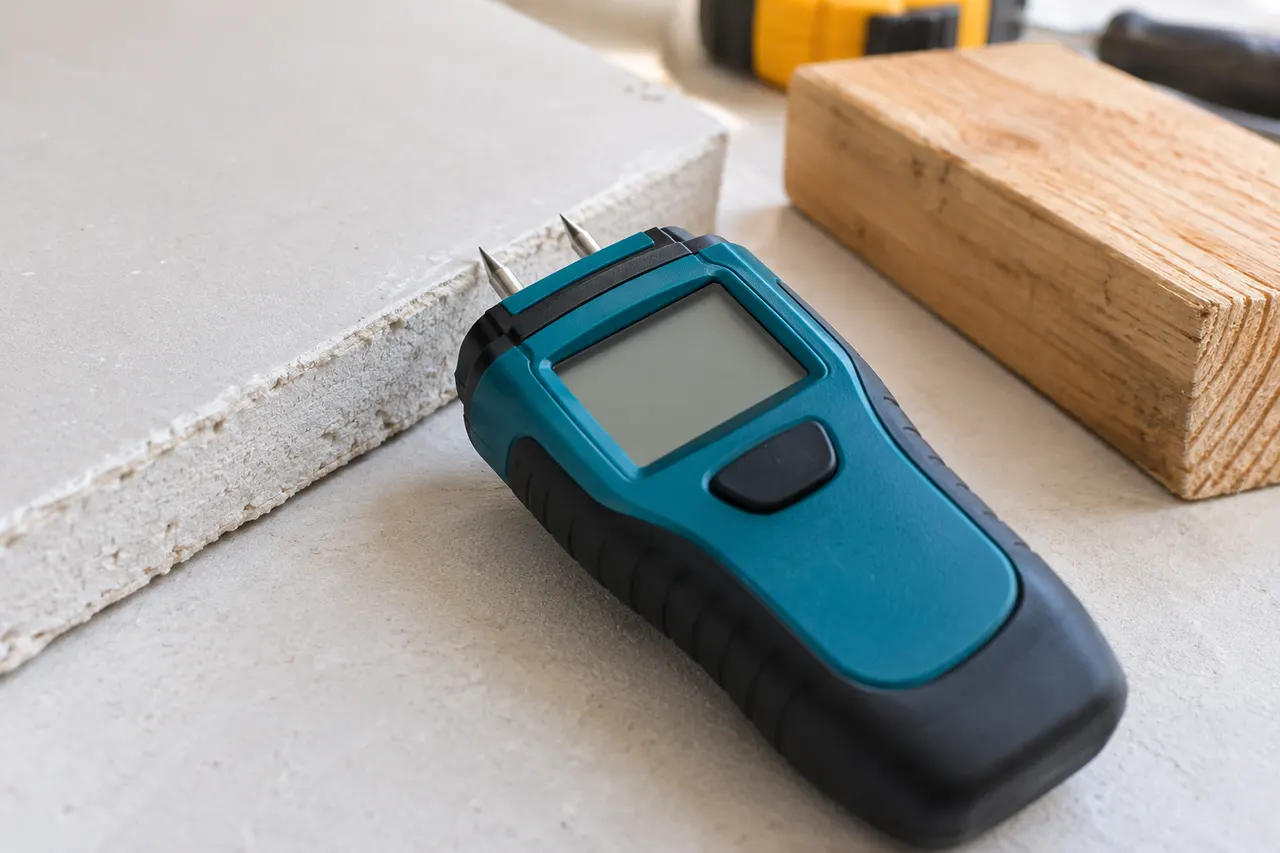 Moisture measurement — Farmers Branch