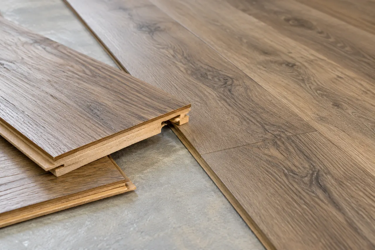 Laminated wood flooring — Garland