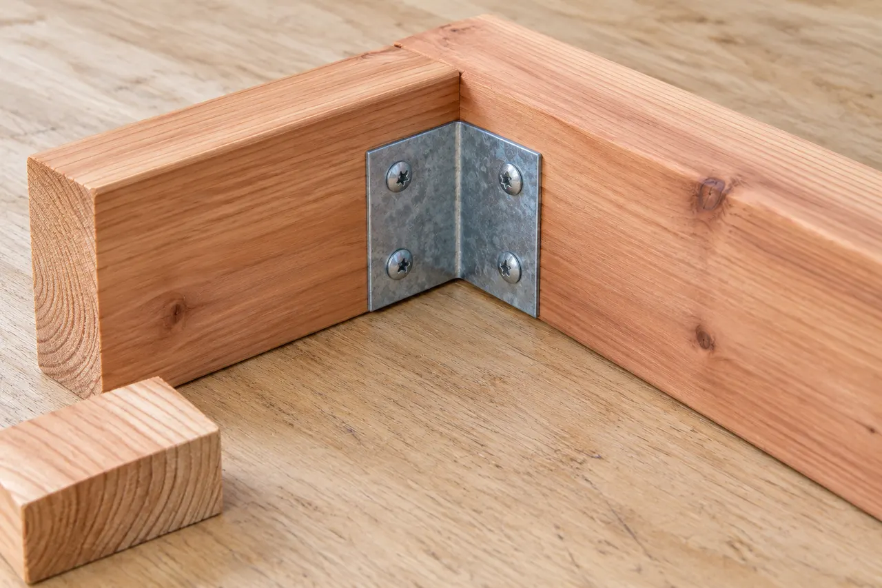 Exterior wood and compatible connections — Lewisville