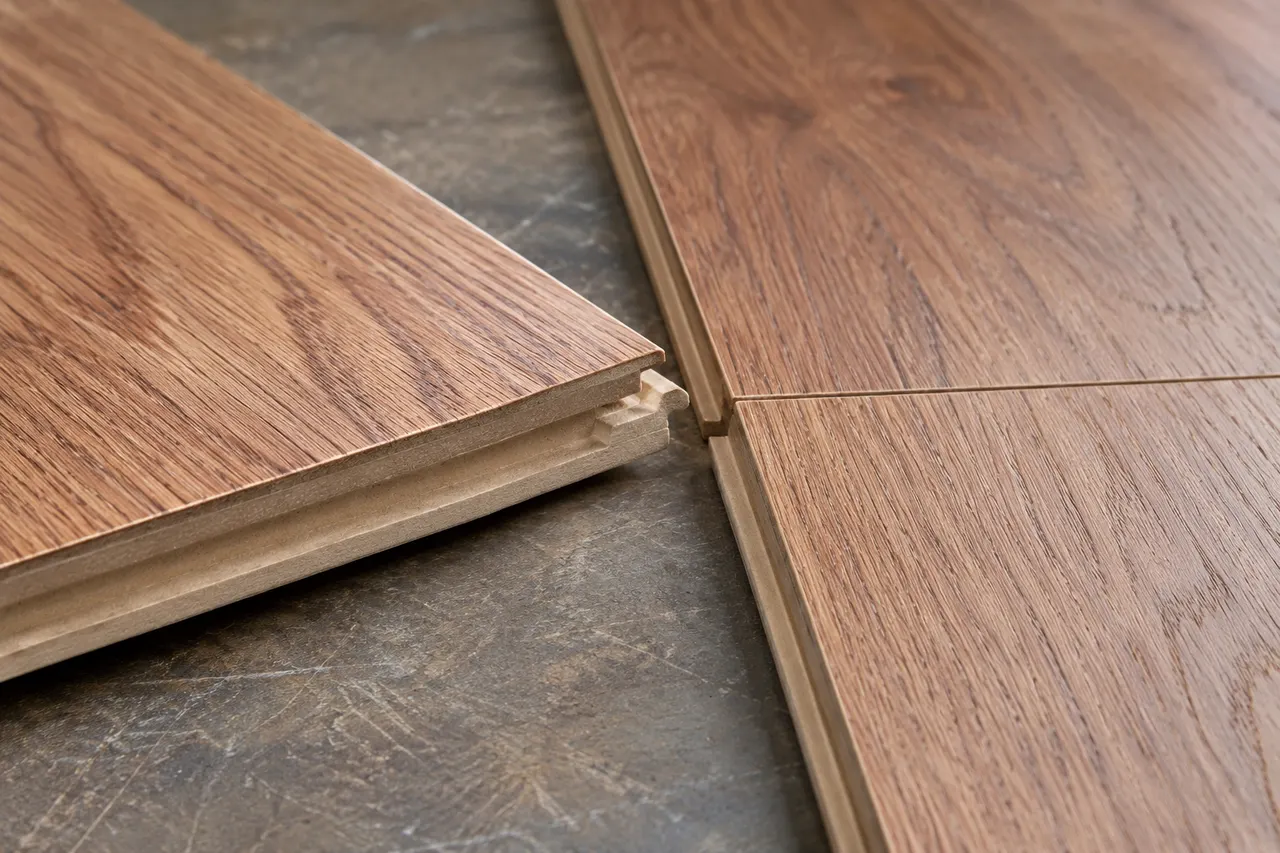 Laminated wood flooring — Red Oak