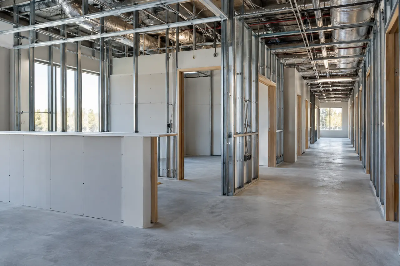 commercial construction concept · Mansfield