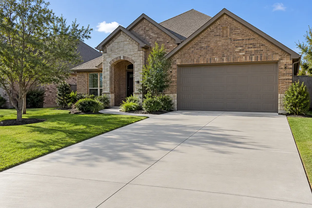 concrete driveways concept · Waxahachie
